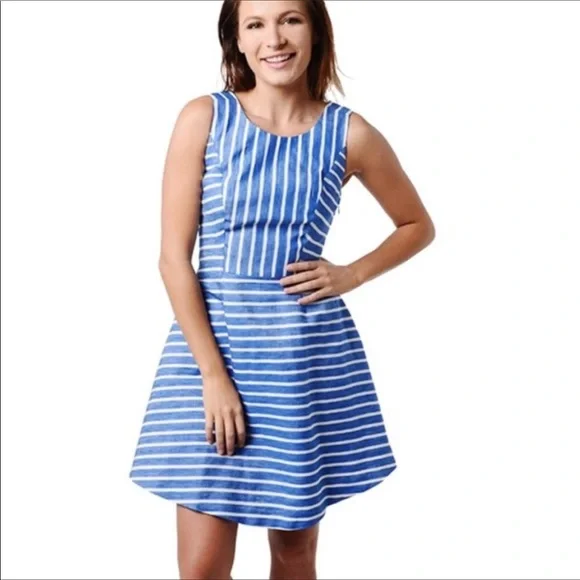 Vineyard Vines Striped Linen Blend Sleeveless Fit & Flare Dress - Picture 3 of 9